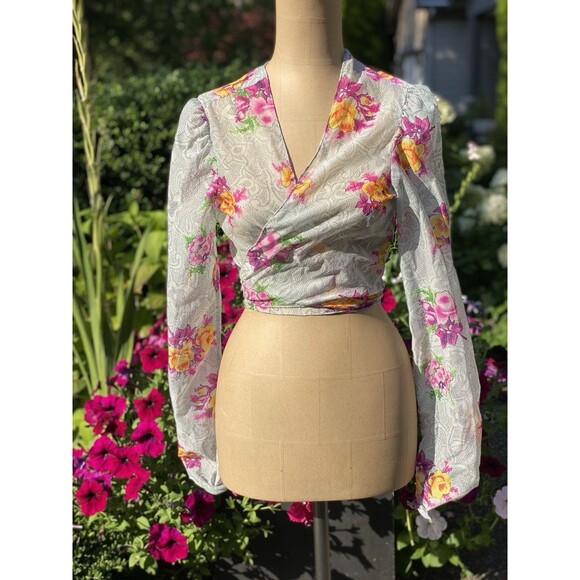 Vintage 70’s Coco Loco Boho Floral Wrap Crop Blouse Women’s Size Small - Picture 1 of 9